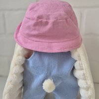 Пасхальный зайка в комбинезоне