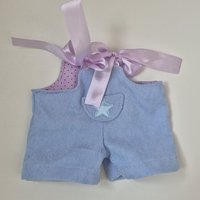 Пасхальный зайка в комбинезоне